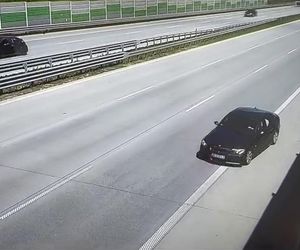 Wiceminister infrastruktury o szokującym zdarzeniu na A1 pod Piotrkowem Tryb. Kierowca BMW jechał pod prąd prosto na niego [ZDJĘCIA].