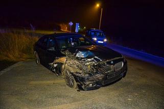 Zlekceważył znak przed przejazdem i zderzył się z pociągiem! Koszmarny wypadek w Witaszycach