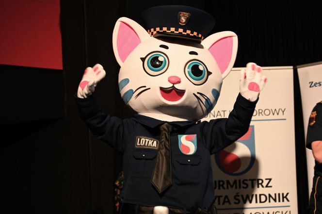 Strażnicy miejscy ze Świdnika mają nową koleżankę. Zaprojektowała ją 7-letnia Ola