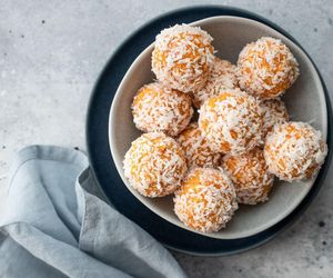 Do kulek mocy dodaję pół szklanki. Jesienna wersja tej popularnej przekąski jest przepyszna 