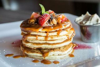 Kolacja nie musi być nudna. Oto propozycje na słodko i na słono