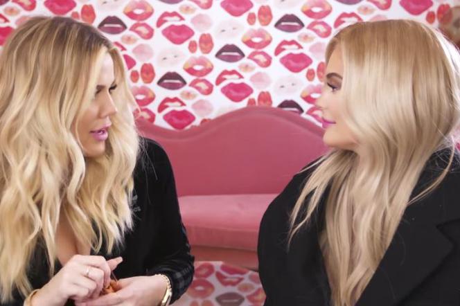 Khloe Kardashian i Kylie Jenner