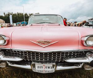Tesla Cybertruck po raz pierwszy w Polsce! Zobacz futurystyczny pojazd na American Cars Mania 2025