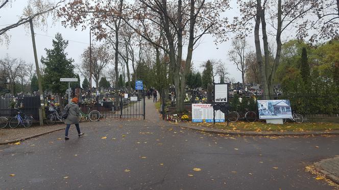 Wszystkich Świętych 2021: organizacja ruchu przy największym cmentarzu w Bełchatowie. Co czeka na kierowców?