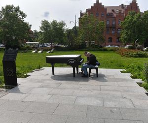 Fortepian przed Urzędem Miasta to prawdziwy hit!