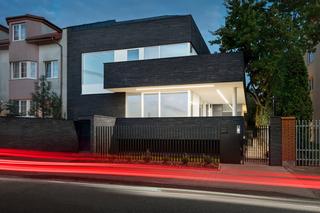 Dom z Grafitu na warszawskich Włochach