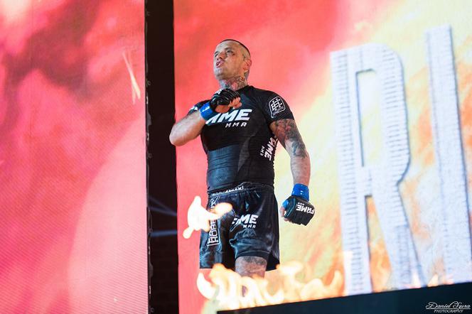 Fame MMA 3 - gala walk w Łodzi