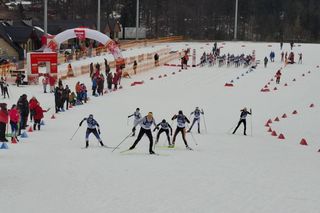 Narciarze SKI Tumlin na zawodach na Kubalonce