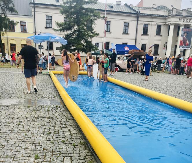 Niedziela na rynku - żywioł wody 