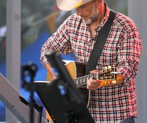 Piknik Country i Folk 2025. Tysiące fanów muzyki przyjechały do Mrągowa na kultowy festiwal