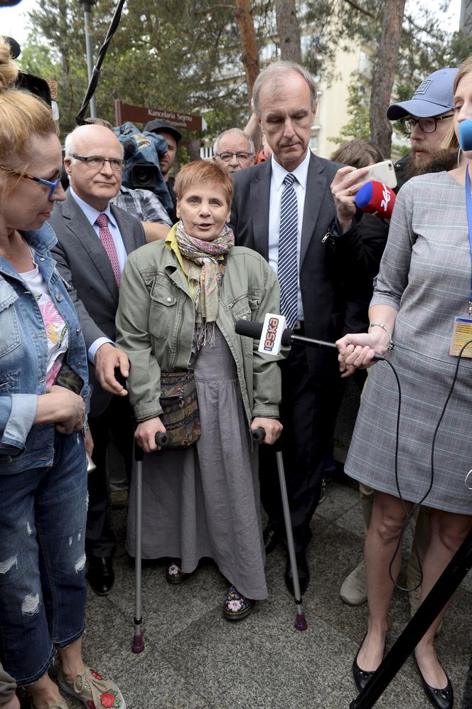 Kuchciński zamknął Sejm przed Ochojską