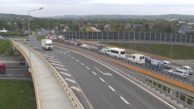 Poniedziałek po "majówce" w Krakowie: wielkie korki i utrudnienia