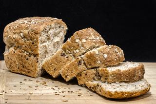 Chleb z płatkami owsianymi: przepis na domowy chleb