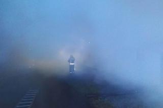 Nocny pożar hali produkcyjnej koło Lublina. Straty wstępnie oszacowano na 600 tys. zł