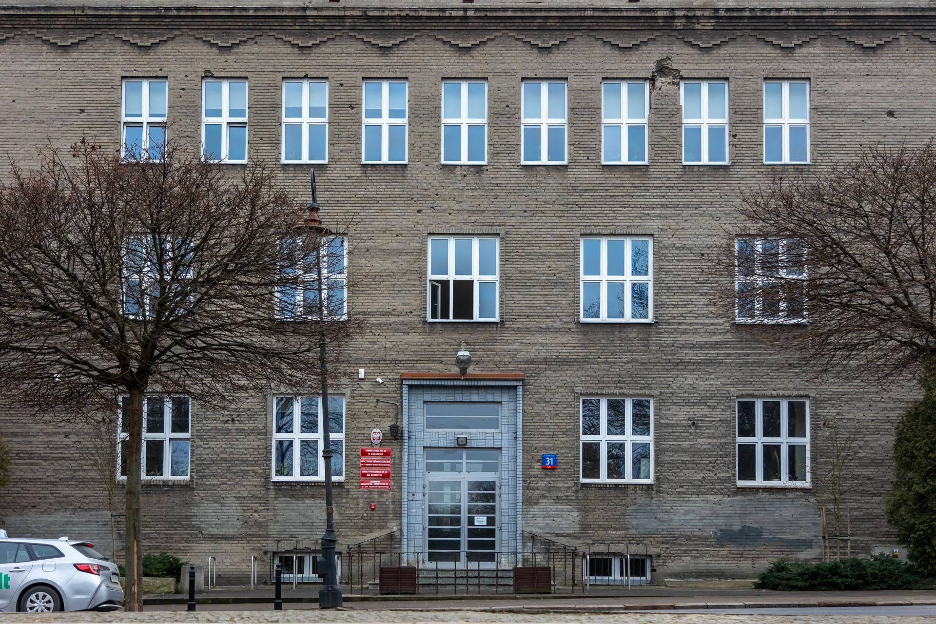 Zespół Szkół nr 23. Ul. Górnośląska 31 w Warszawie