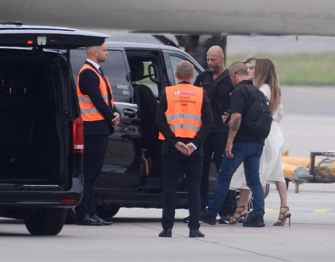 Jennifer Lopez wylądowała w Warszawie