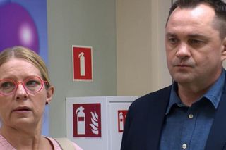 Na Wspólnej, odcinek 4050: Babcia Zosi oskarży Renatę i Sławka o kupno dziecka! Nie będą mieli wstępu do córki - ZDJĘCIA, ZWIASTUN