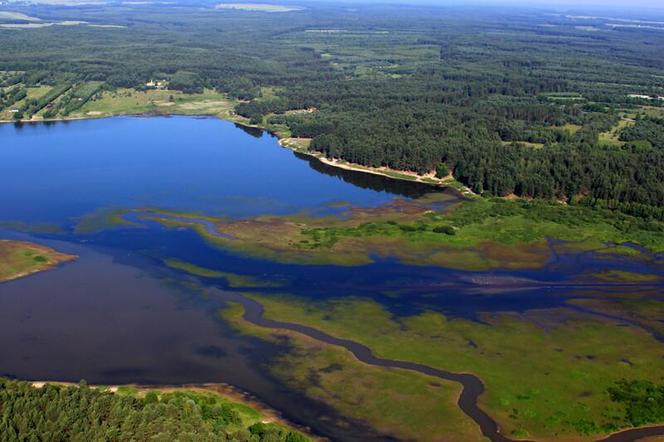 Jezioro Chańcza w Świętokrzyskiem zaprasza w czasie wakacjiw