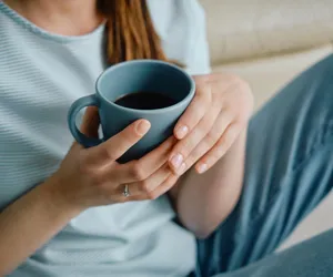 Pijesz tylko czarną kawę? To nie świadczy o tobie najlepiej