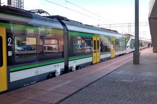 Tragiczny wypadek, pociąg potrącił człowieka. Utrudnienia na stacji Warszawa Gdańska