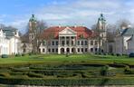 Muzeum Zamoyskich w Kozłówce wczesną wiosną