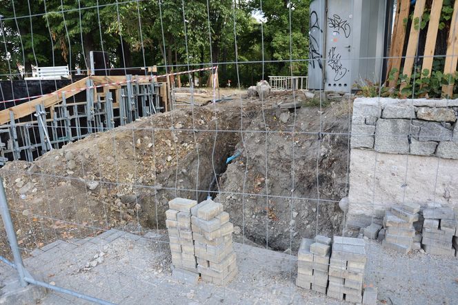 Rewitalizacja parku Bronowickiego w lublinie - postęp prac na koniec lipca 2025