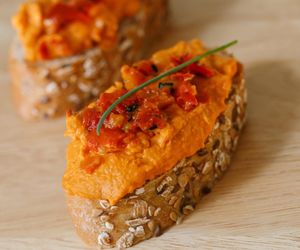 Ta pasta smakuje jak wakacje we Włoszech. Idealna nie tylko do kanapek