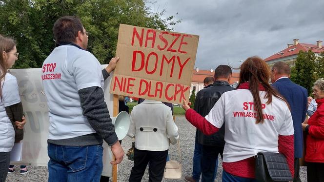 Protest przeciw CPK w Zamościu