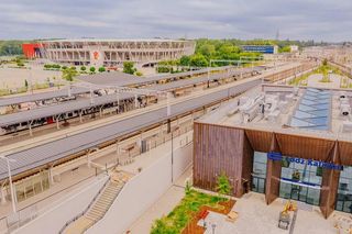 Elewacja dworca Łódź Kaliska zmienia barwę