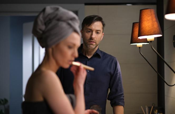 BrzydUla 2 odc. 113. Ula (Julia Kamińska), Marek (Filip Bobek)