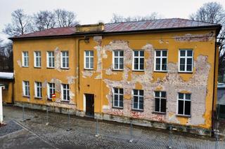 Czechowice-Dziedzice. Budynek dawnej szkoły specjalnej zostanie wyremontowany. Straszący swoim wyglądem obiekt otrzyma nowe życie