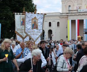 75 lat temu obraz Matki Boskiej w Lublinie zapłakał. Wierni uczcili rocznicę „Cudu lubelskiego” procesją różańcową