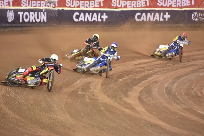 PRES Grupa Deweloperska Toruń - Betard Sparta Wrocław, zdjęcia kibiców i zawodników z Motoareny