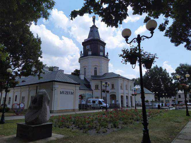 Stary ratusz w Siedlcach należy do najpiękniejszych tego rodzaju budynków w Polsce