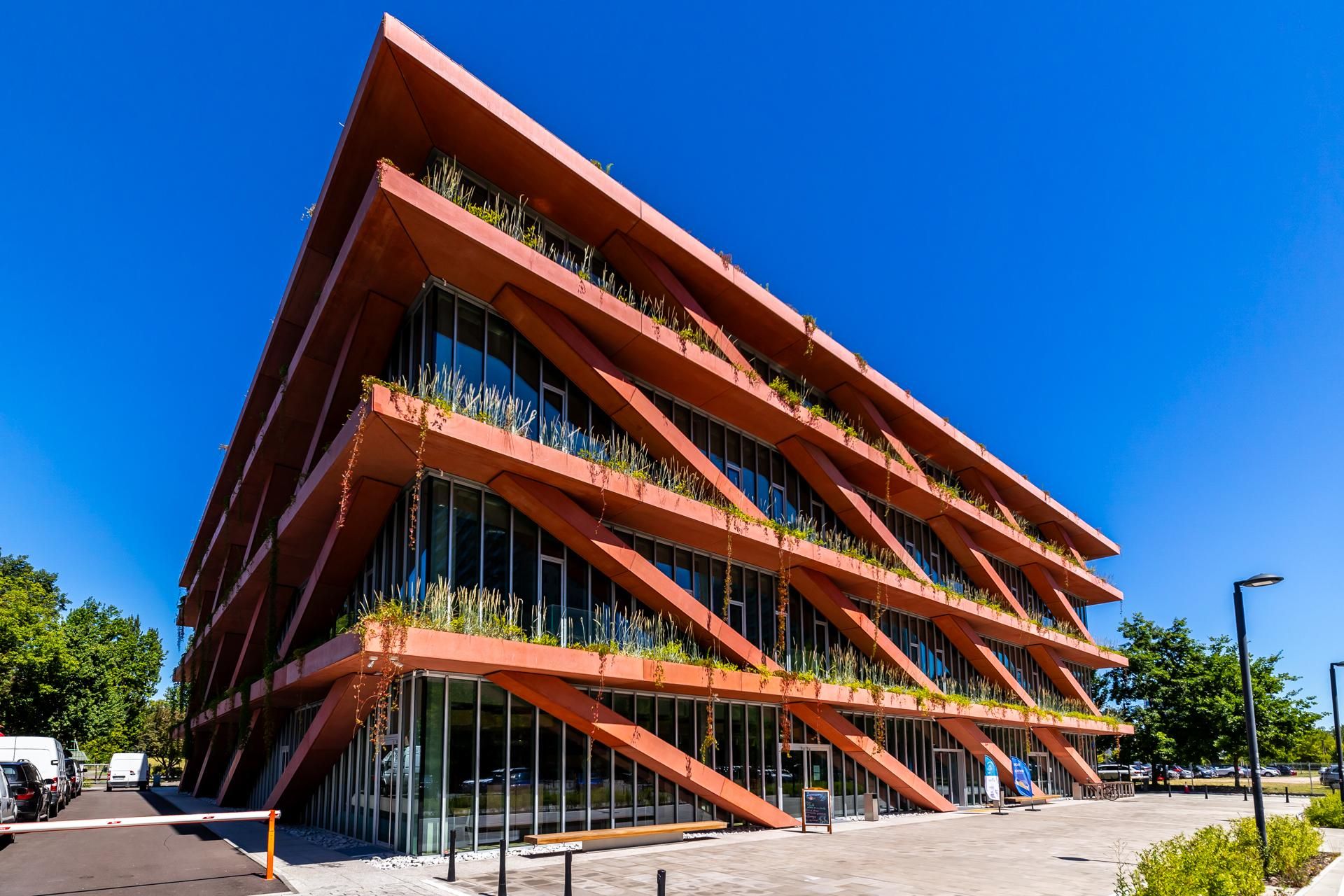 Centrum Przestrzeni Innowacyjnej SGH przy ulicy Batorego w Warszawie