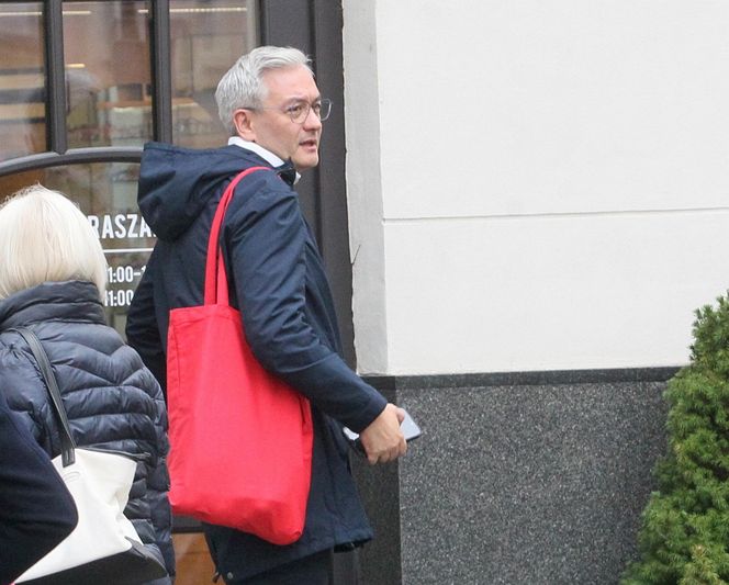 Robert Biedroń kupił okulary