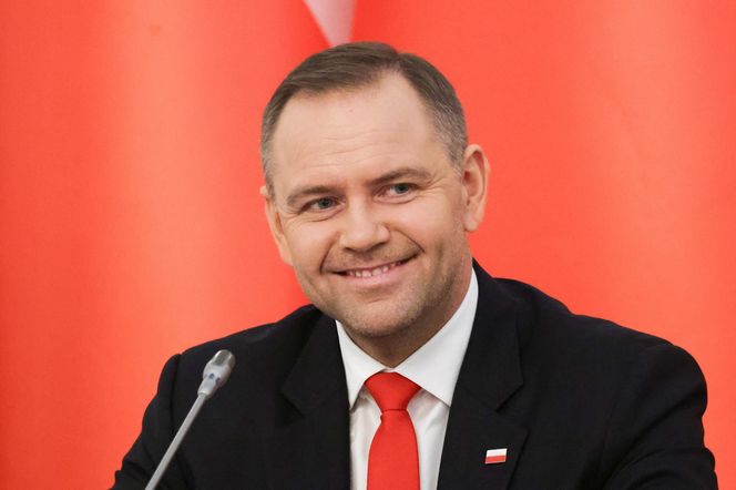 Iskrzy między Donaldem Tuskiem a Karolem Nawrockim