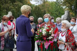 Agata Duda odsłoniła nogi