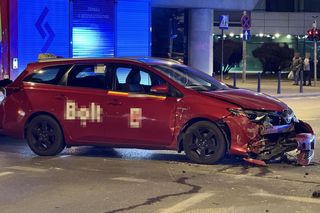 Kłótnia dwóch braci zakończona wypadkiem. Jeden wiózł drugiego na aucie. Potem się rozbili