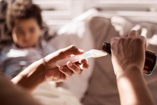 Śmiercionośny syrop zabił ponad 300 dzieci. Miliony dawek trafi do utylizacji