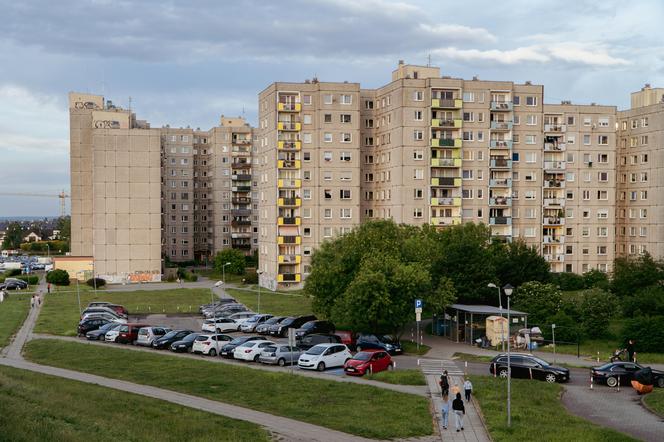 Osiedle Armii Krajowej w Opolu - zdjęcia. Marzenie dla miłośników wielkiej płyty