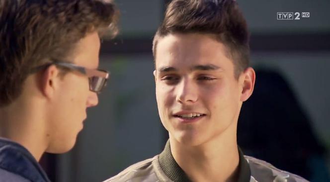 Barwy szczęścia odc. 1990. Eryk (Patryk Cebulski), Kajtek (Jakub Dmochowski)
