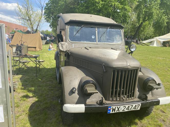 Piknik historyczny przy Muzeum Wojska Polskiego