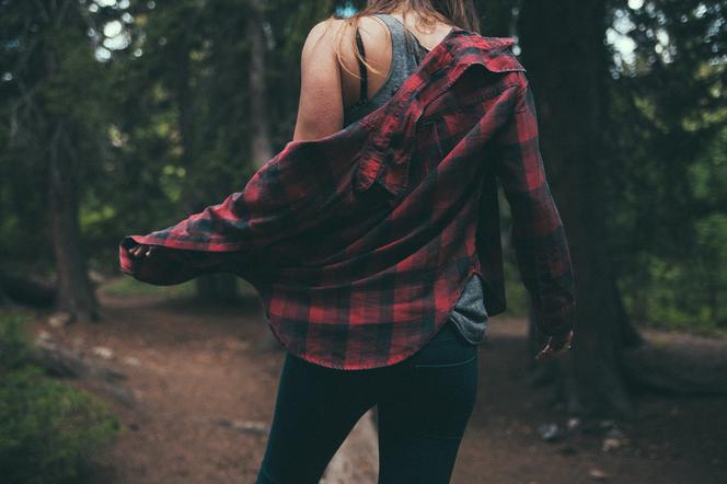 Czy trzeba nosić maseczkę w lesie? Nowe zasady wstępu do lasu