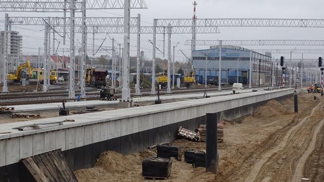 Modernizacja stacji Olsztyn Główny. Rozrasta się tunel na Zatorze i przybywa torów [ZDJĘCIA]