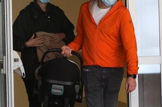 Krzysztof Ibisz zabrał rodzinę do domu