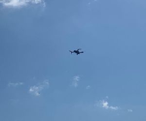 Uwaga kierowcy! Policyjny dron coraz częściej pojawia się w powietrzu
