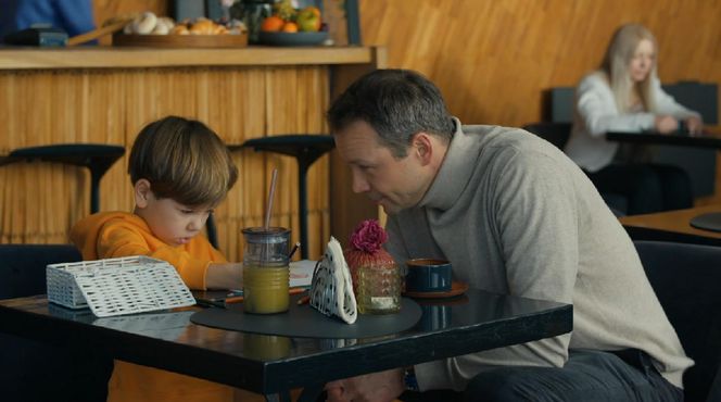 Barwy szczęścia, odcinek 3199. Tadzio (Józio Trojanowski) , Bruno (Lesław Żurek)