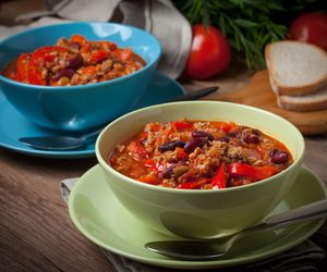 Zupa „CZARDASZ”: przepis na pyszną zupę gulaszową z mięsem mielonym