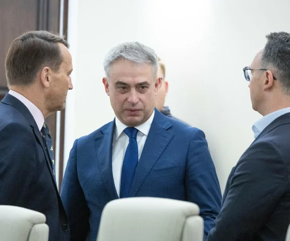 Drony nad Polską. Krzytof Gawkowski o rosyjskiej dezinformacji